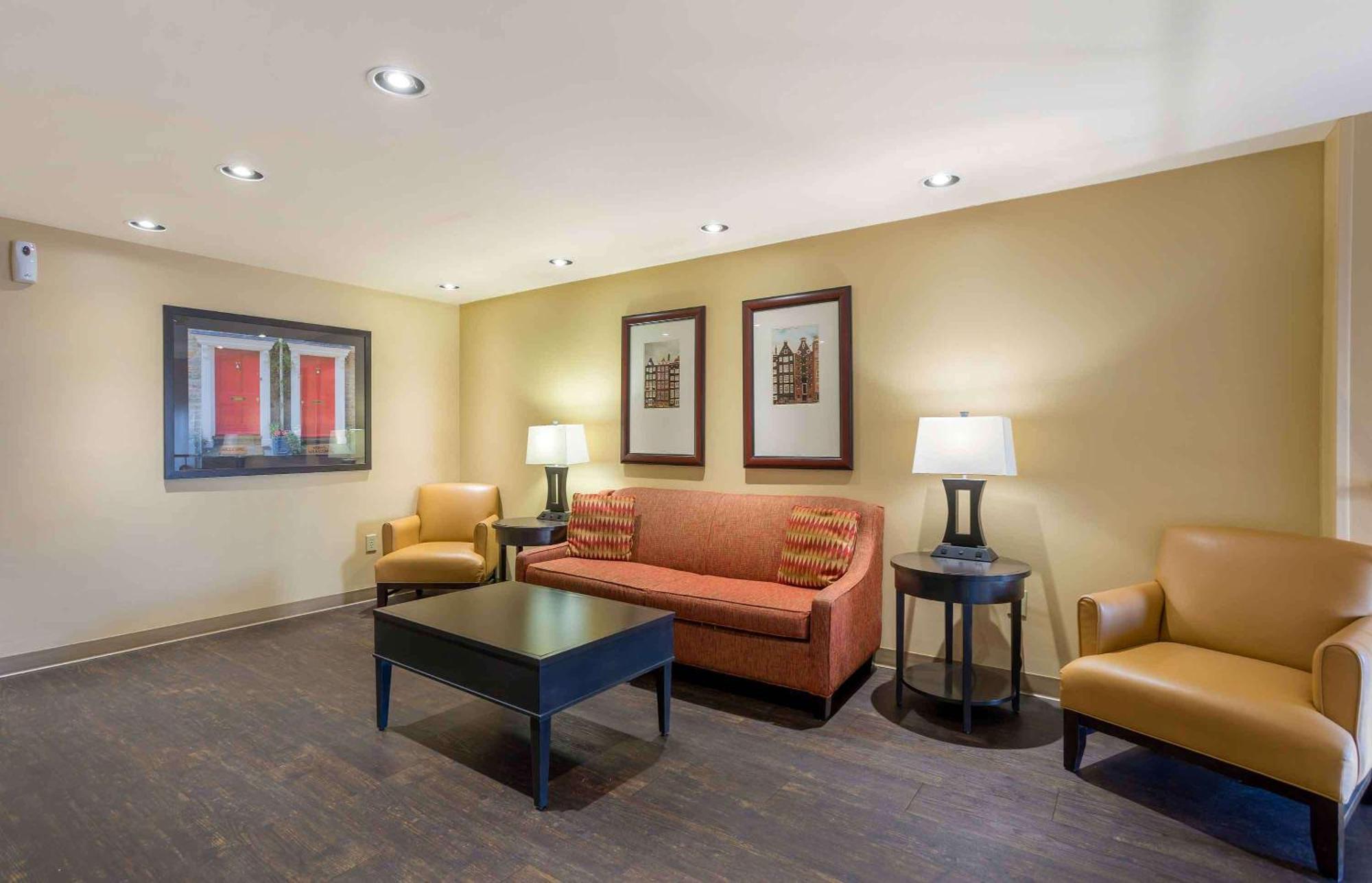 Hotel Suburban - Nashville Brentwood