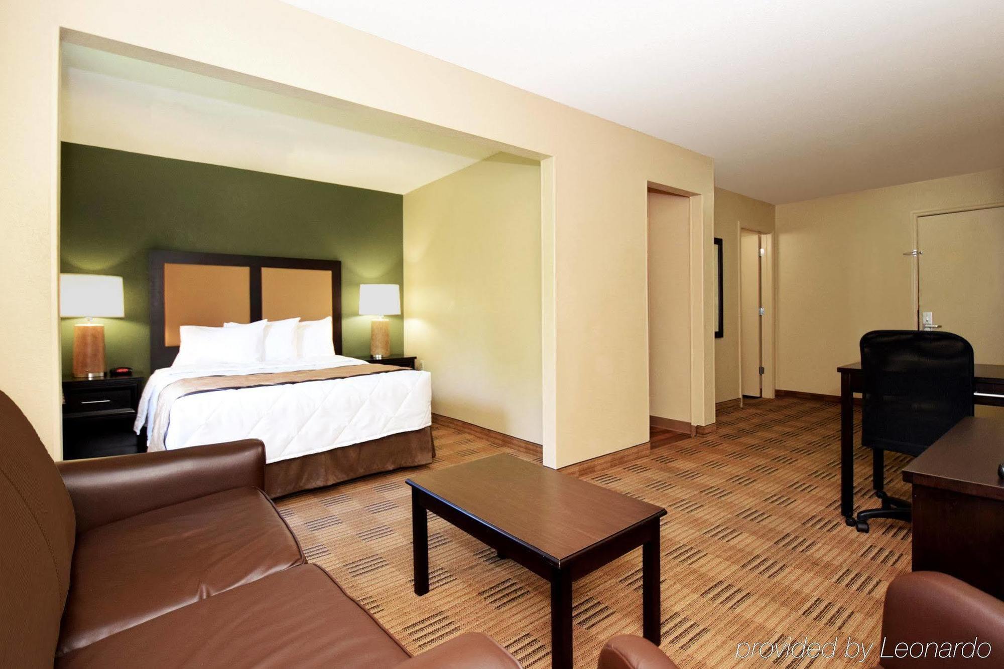 Suburban - Nashville Hotel 2*